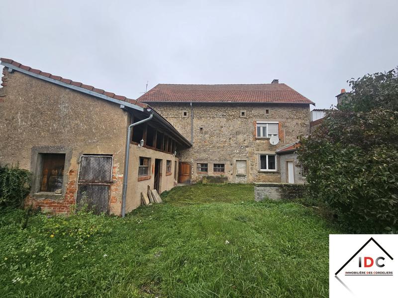 Maison - 92 m² - 5 pièces