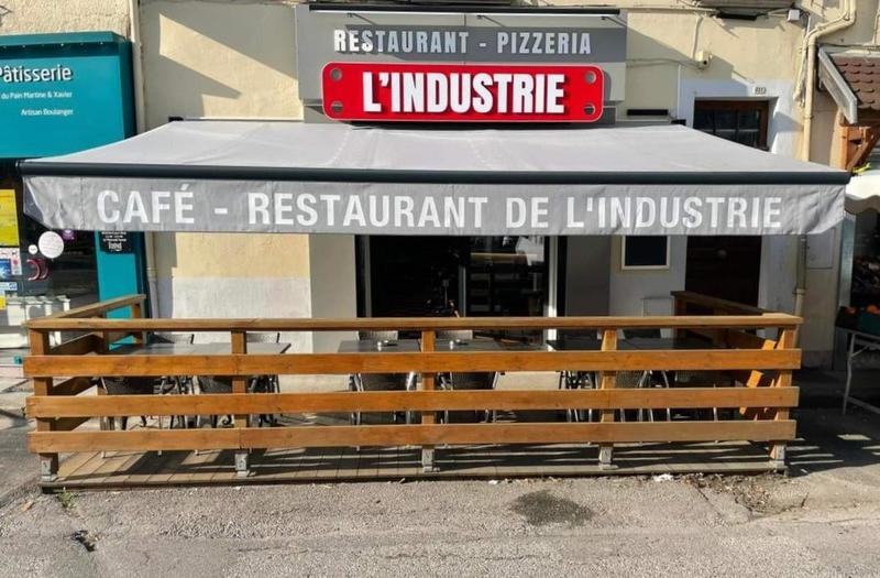 Local commercial - 97 m²