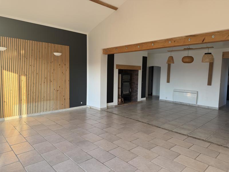 Maison - 170 m² - 6 pièces