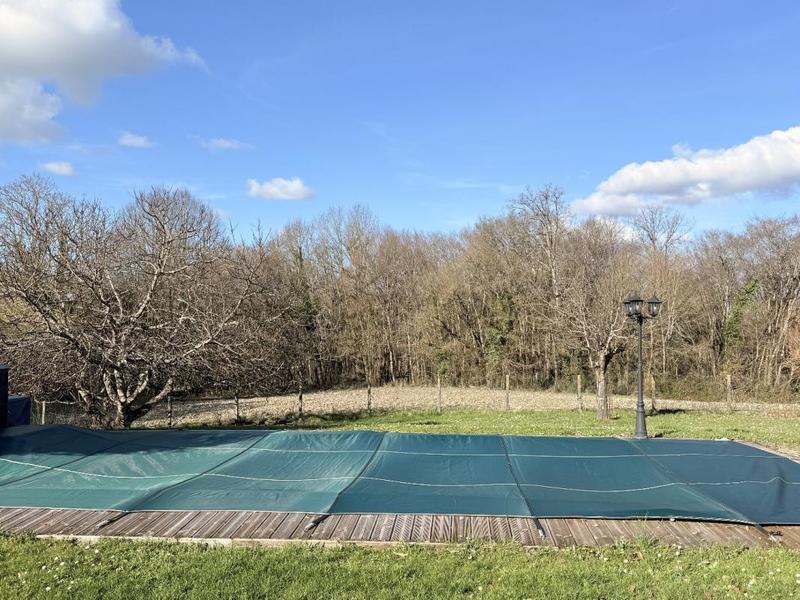 Maison - 205 m² - 7 pièces