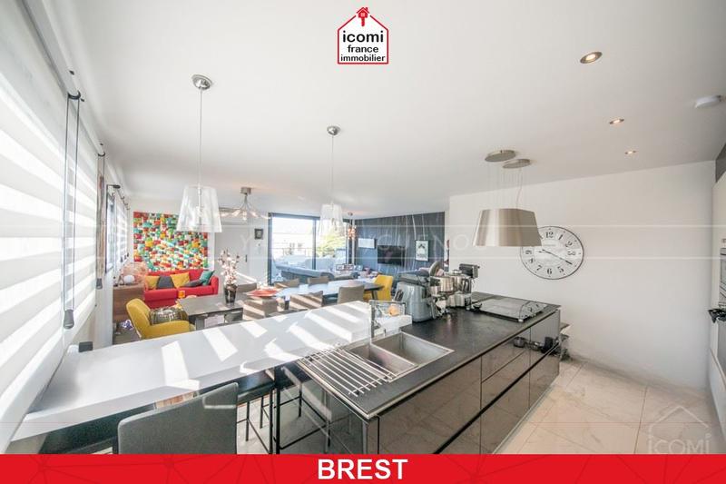 Appartement - 130 m² - 4 pièces