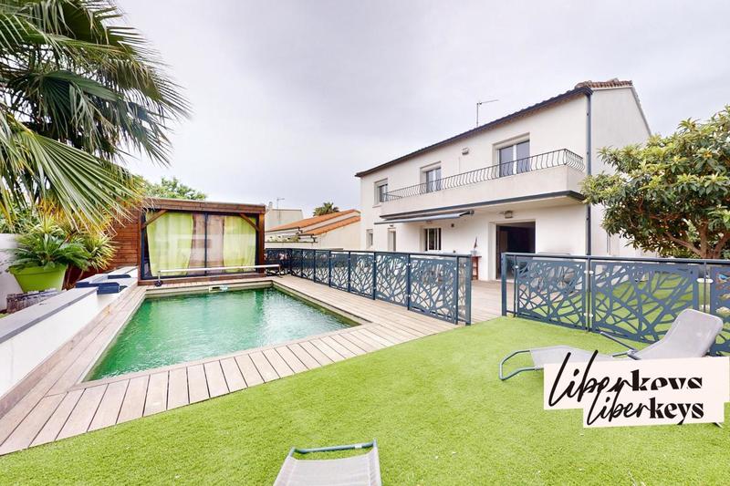 Villa - 180 m² - 6 pièces