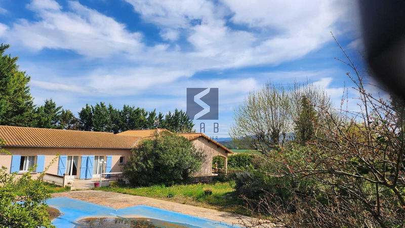 Maison - 160 m² - 7 pièces