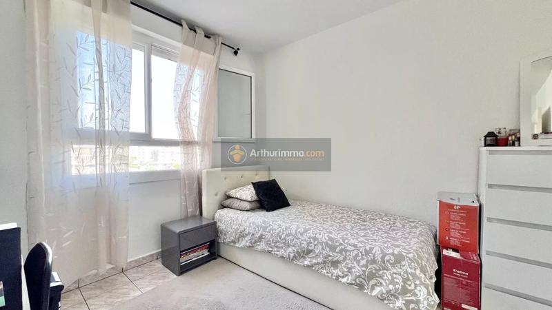 Appartement - 82 m² - 5 pièces