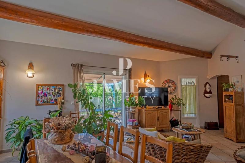 Maison - 165 m² - 8 pièces