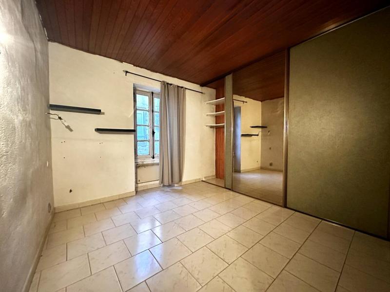 Maison - 94 m² - 5 pièces