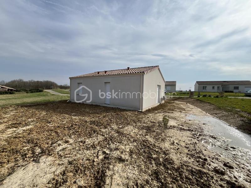 Maison traditionnelle - 71 m² - 4 pièces