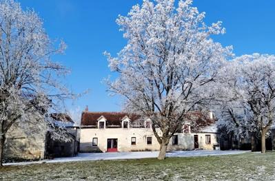 Maison - 240 m² - 4 pièces