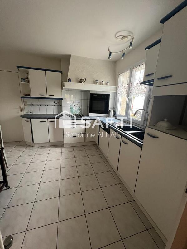 Maison - 94 m² - 5 pièces