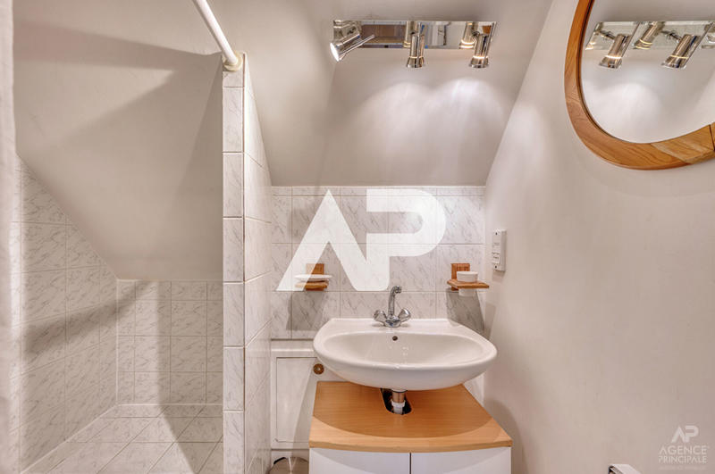 Appartement - 115 m² - 6 pièces