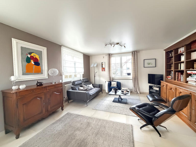 Maison - 171 m² - 7 pièces