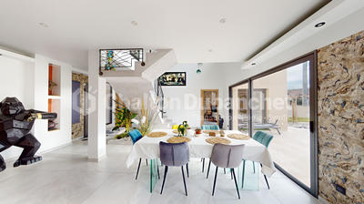 Villa - 160 m² - 6 pièces