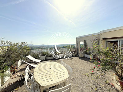 Appartement - 121 m² - 6 pièces