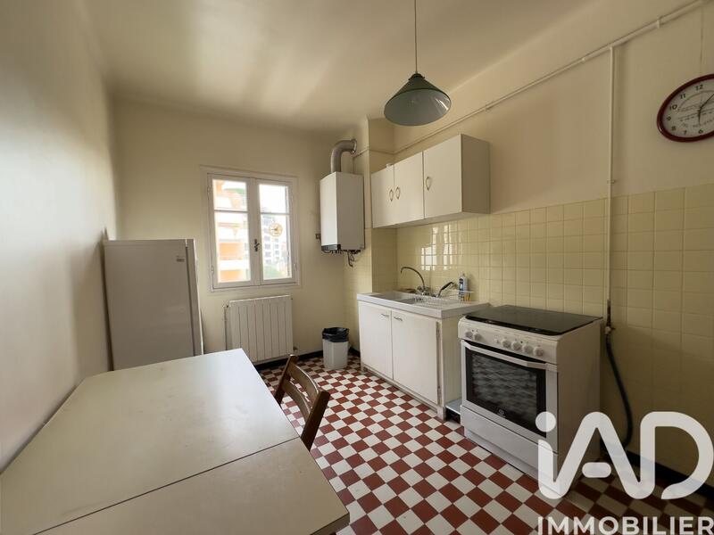 Appartement - 92 m² - 3 pièces