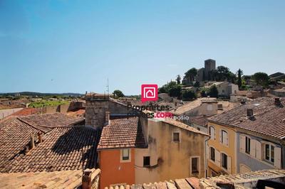 Immeuble - 215 m² - 9 pièces