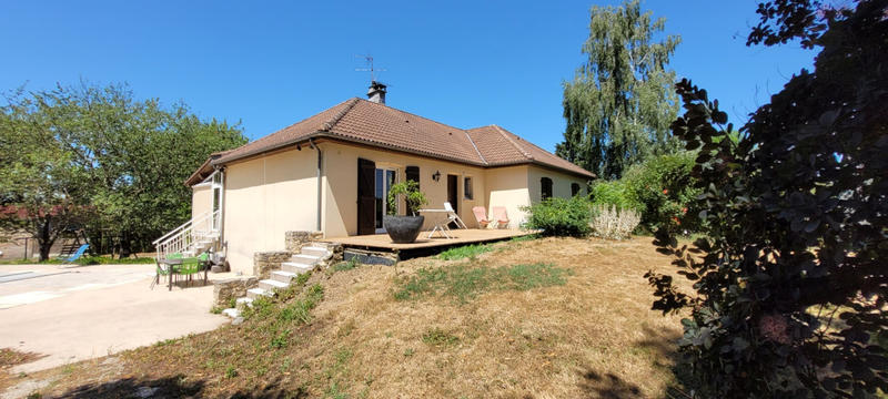Maison - 253 m² - 8 pièces