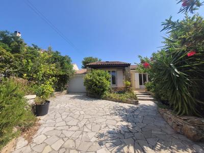 Maison - 82 m² - 4 pièces