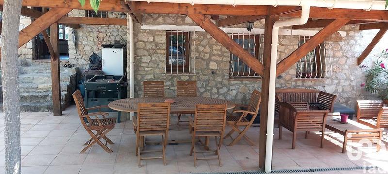 Maison - 174 m² - 5 pièces