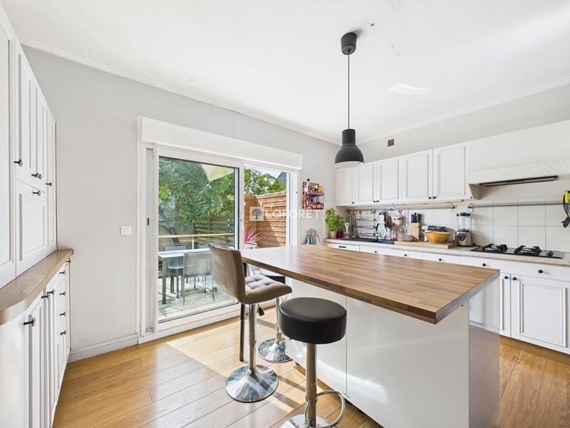 Maison - 135 m² - 7 pièces