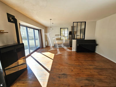 Maison - 121 m² - 5 pièces