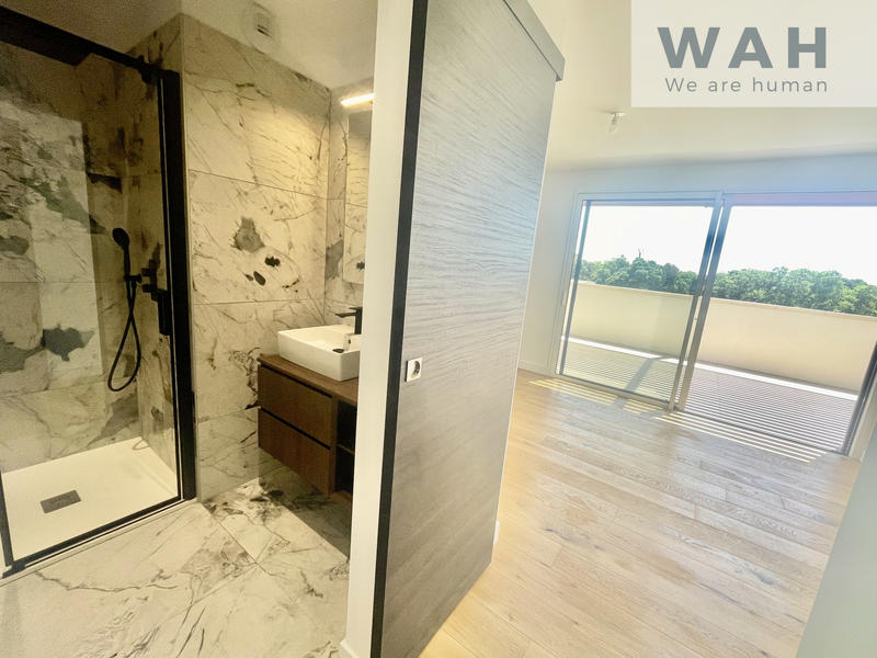 Appartement - 90 m² - 4 pièces