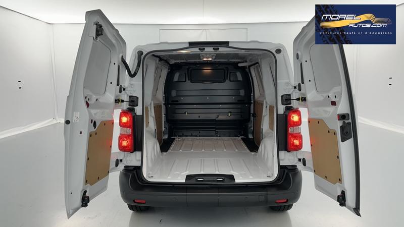 Peugeot Expert III m 2.0 BlueHDi 145ch Eat8