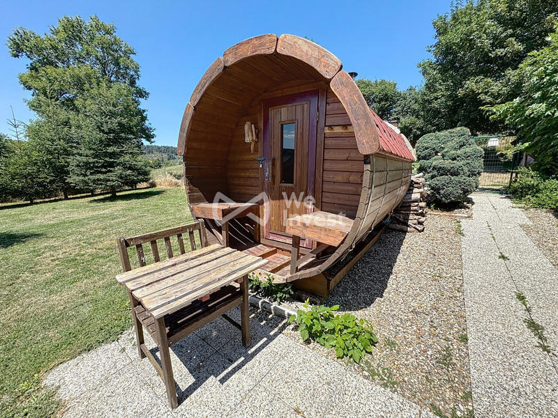 Maison - 323 m² - 13 pièces