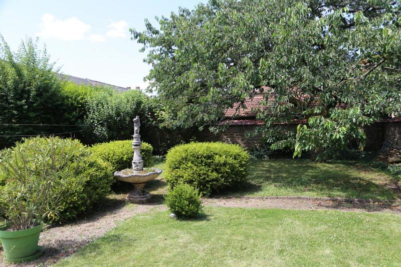 Maison - 205 m² - 8 pièces