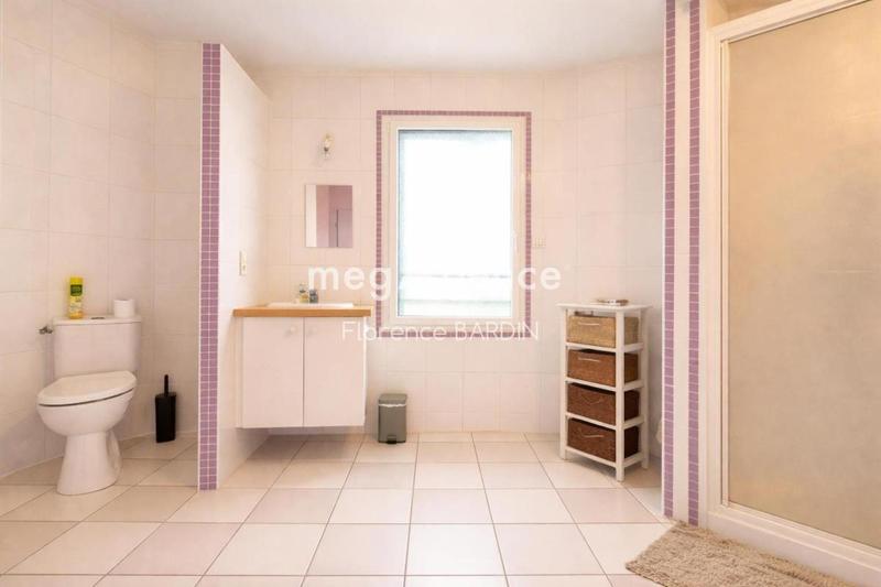 Maison - 135 m² - 6 pièces