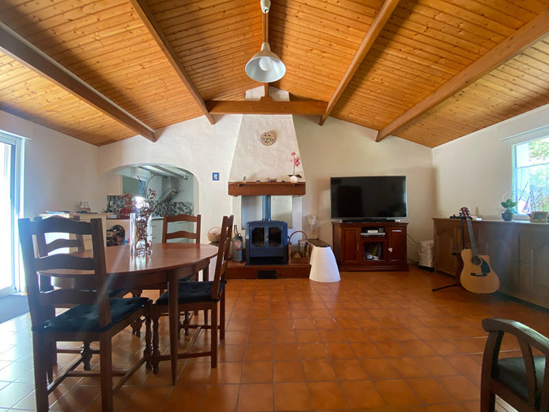 Maison - 104 m² - 4 pièces