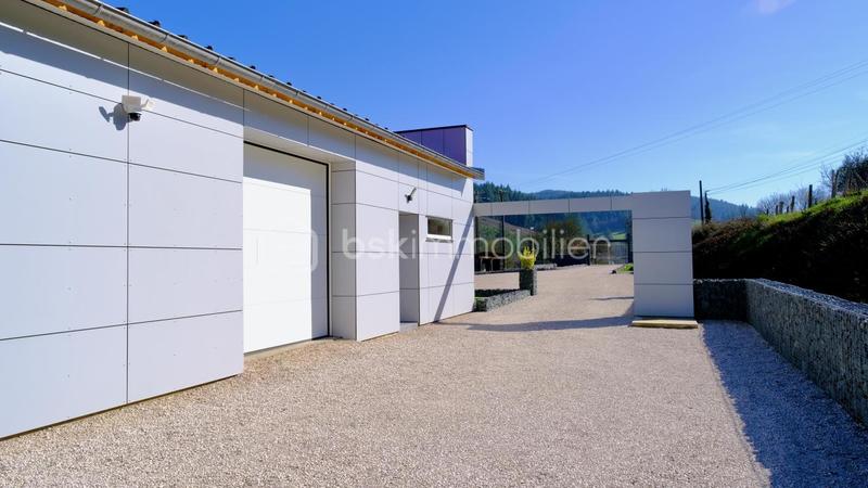 Villa - 175 m² - 4 pièces