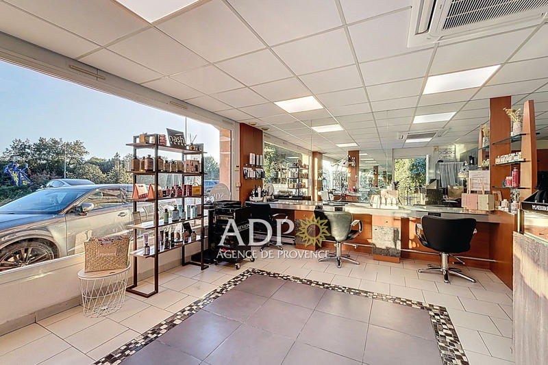 Fonds de commerce - Magasins - 38 m²