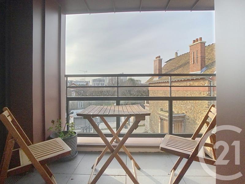 Appartement - 85 m² - 4 pièces