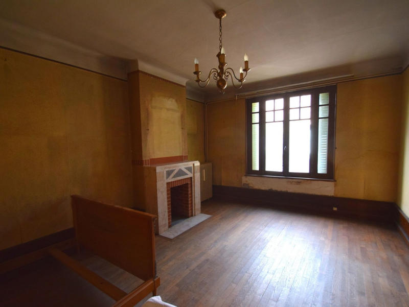 Maison - 180 m² - 6 pièces