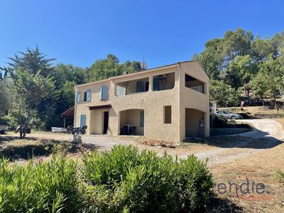 Maison - 162 m² - 7 pièces