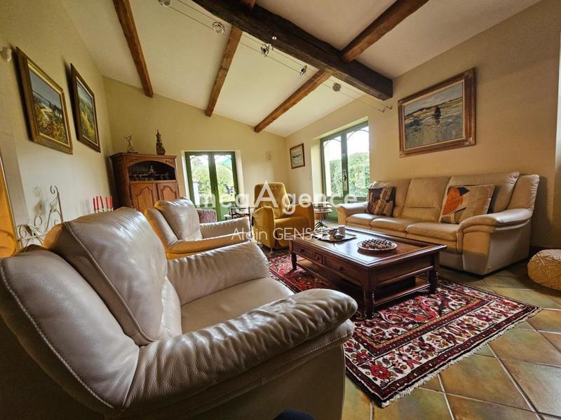 Maison - 295 m² - 8 pièces