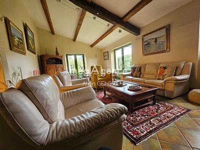 Maison - 295 m² - 8 pièces