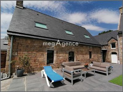 Maison - 276 m² - 10 pièces