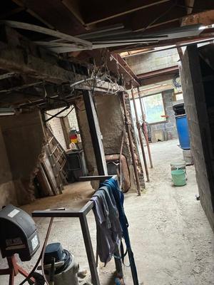 Maison - 262 m² - 2 pièces