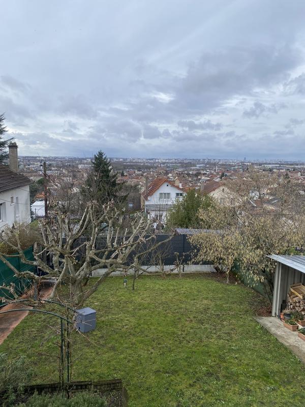 Maison - 85 m² - 5 pièces