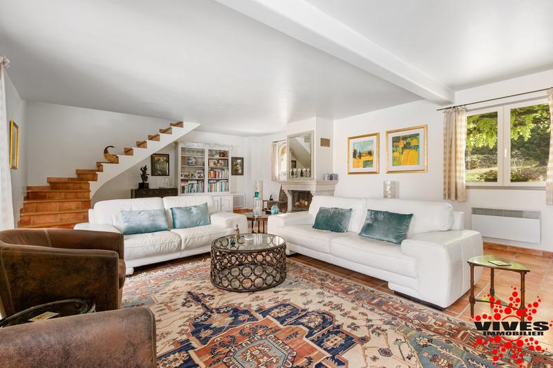 Maison - 157 m² - 4 pièces