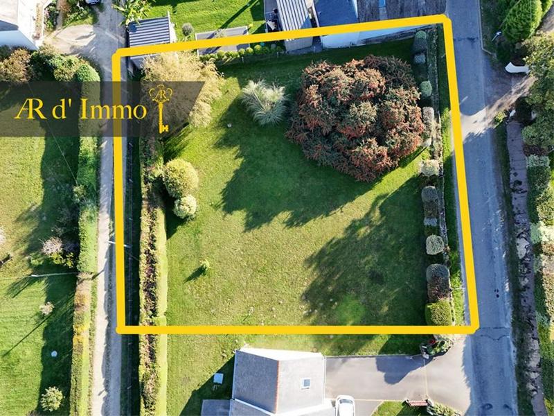 Terrain constructible - 830 m²
