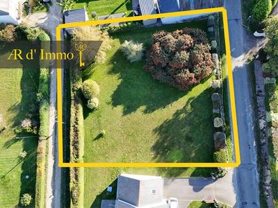 Terrain constructible - 830 m²
