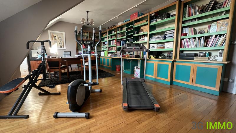 Maison de ville - 194 m² - 8 pièces