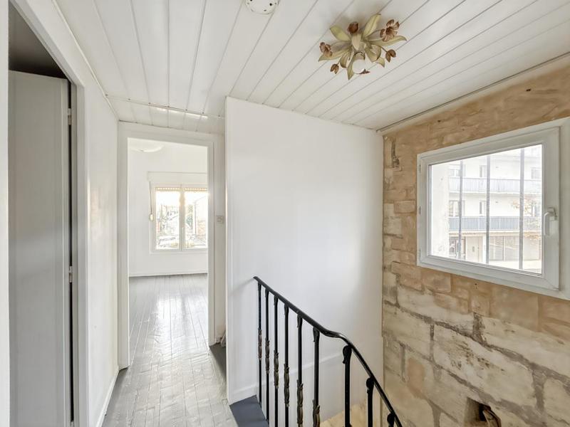 Maison - 104 m² - 4 pièces