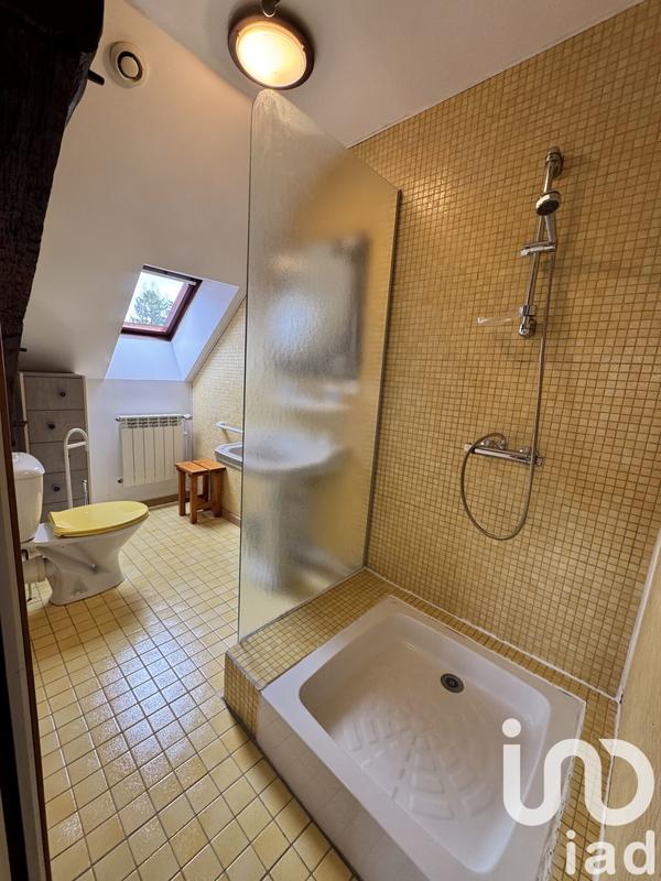 Maison - 230 m² - 8 pièces