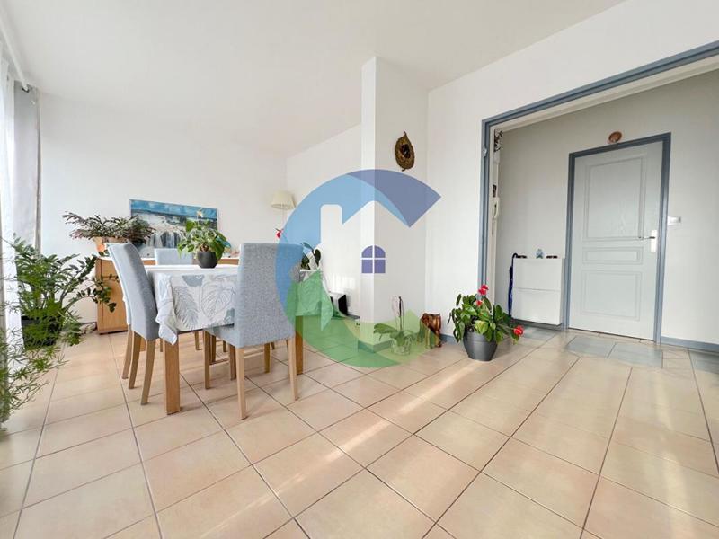 Appartement - 83 m² - 5 pièces