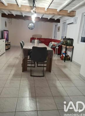 Maison - 92 m² - 6 pièces