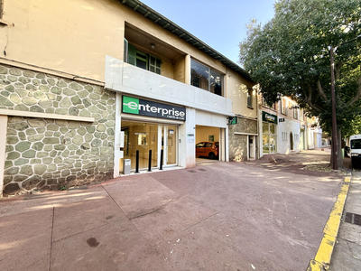 Local commercial - 186 m²