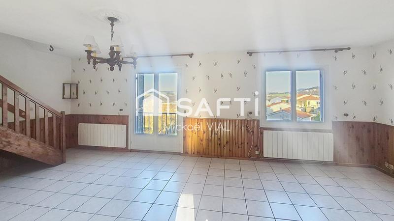 Maison - 102 m² - 5 pièces